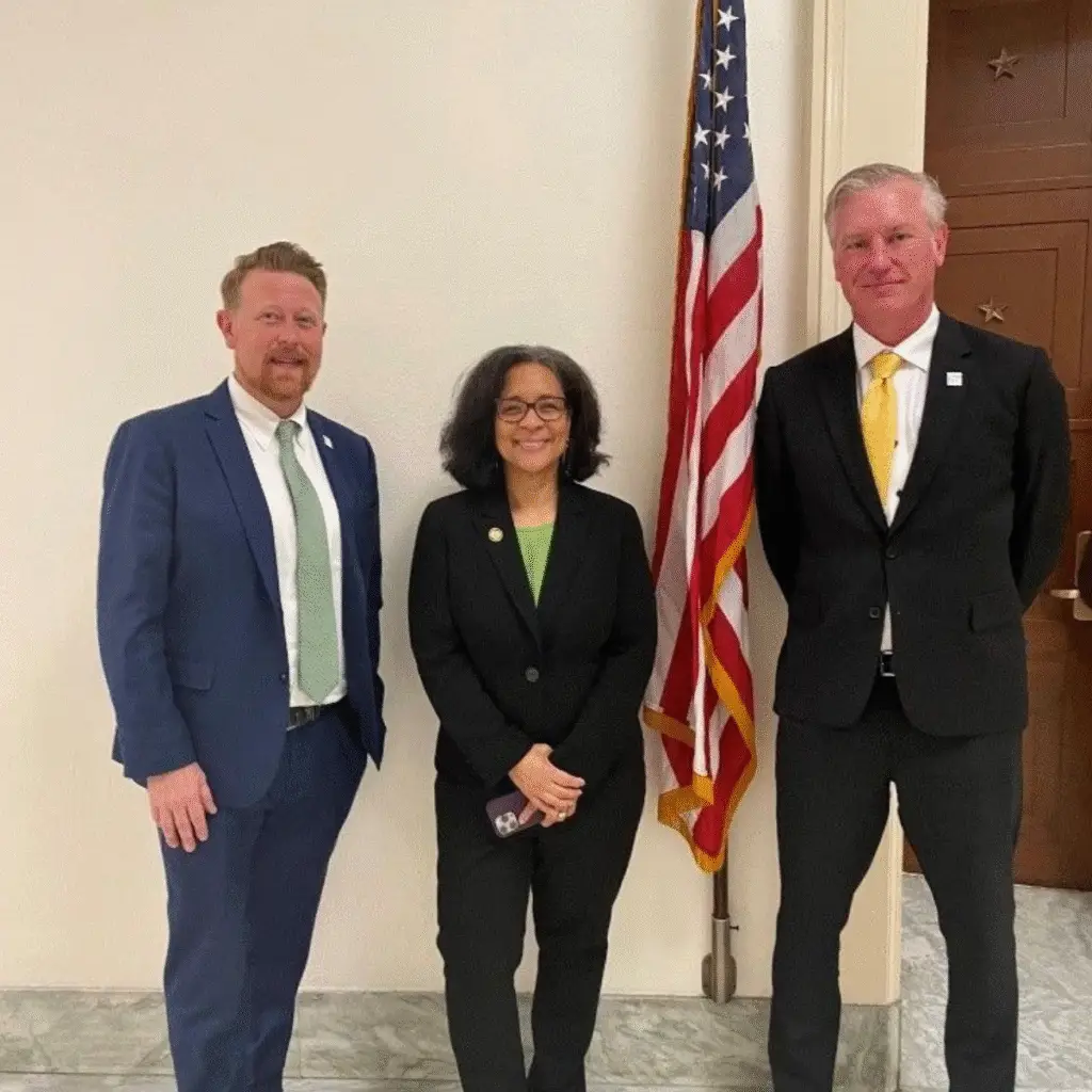 While in D.C., Chris Green and Brian Young also met with Washington State Rep. Marilyn Strickland and others to highlight the ongoing work of the PNWH2 Hub and its local impacts.
